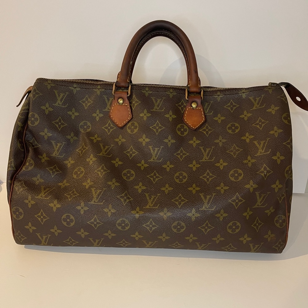 💯Authentic Louis Vuitton Monogram Handbag Speedy 40 Monogram with Certificate